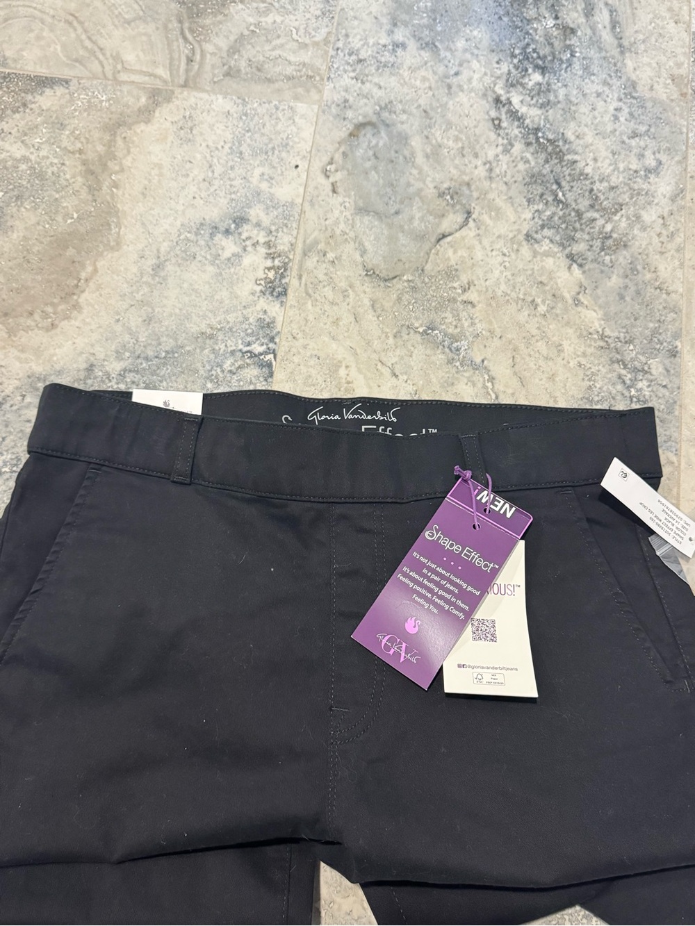 Gloria Vanderbilt Black Cropped Wide Leg Pants - Picture 4 of 6